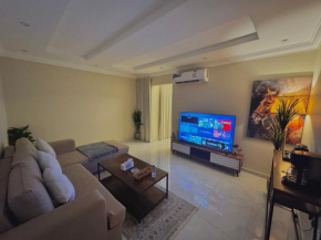 Quiet Apartment and with living room - Al-Muroj